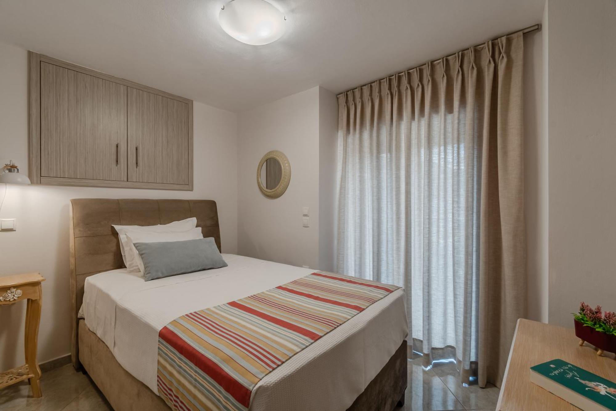 Вилла Casa Kastella, Private Jacuzzi & Bbq Facilities! Angouseliana Экстерьер фото