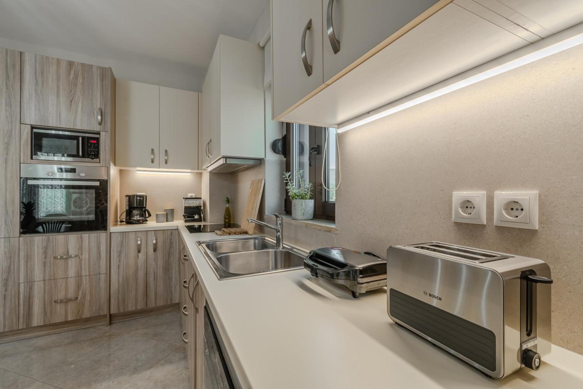 Вилла Casa Kastella, Private Jacuzzi & Bbq Facilities! Angouseliana Экстерьер фото