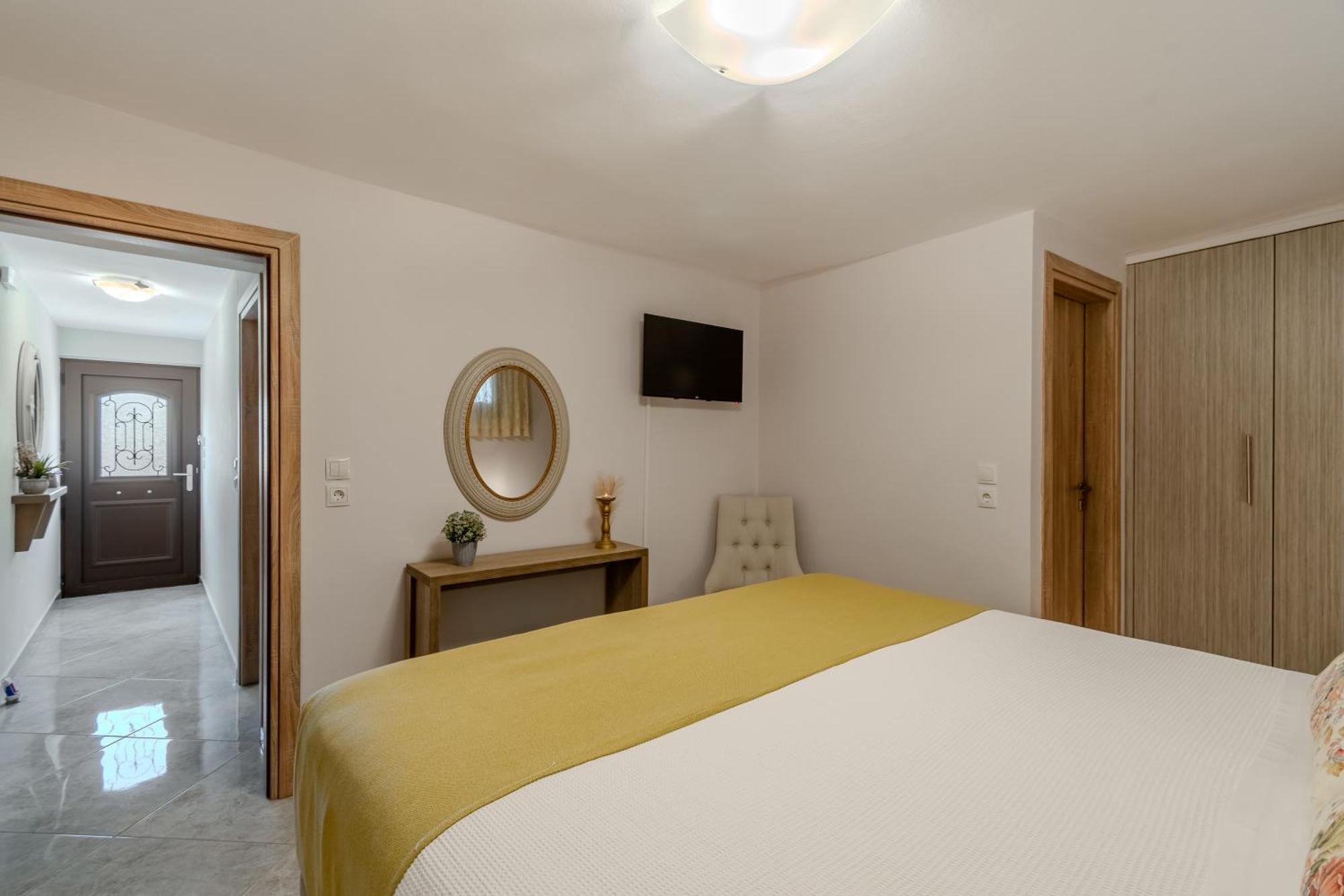 Вилла Casa Kastella, Private Jacuzzi & Bbq Facilities! Angouseliana Экстерьер фото